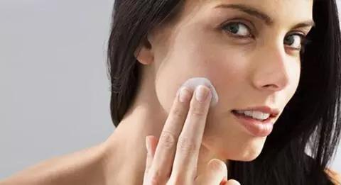 警惕！這些是“毀臉”的節(jié)奏，千萬別在臉上干這些傻事！